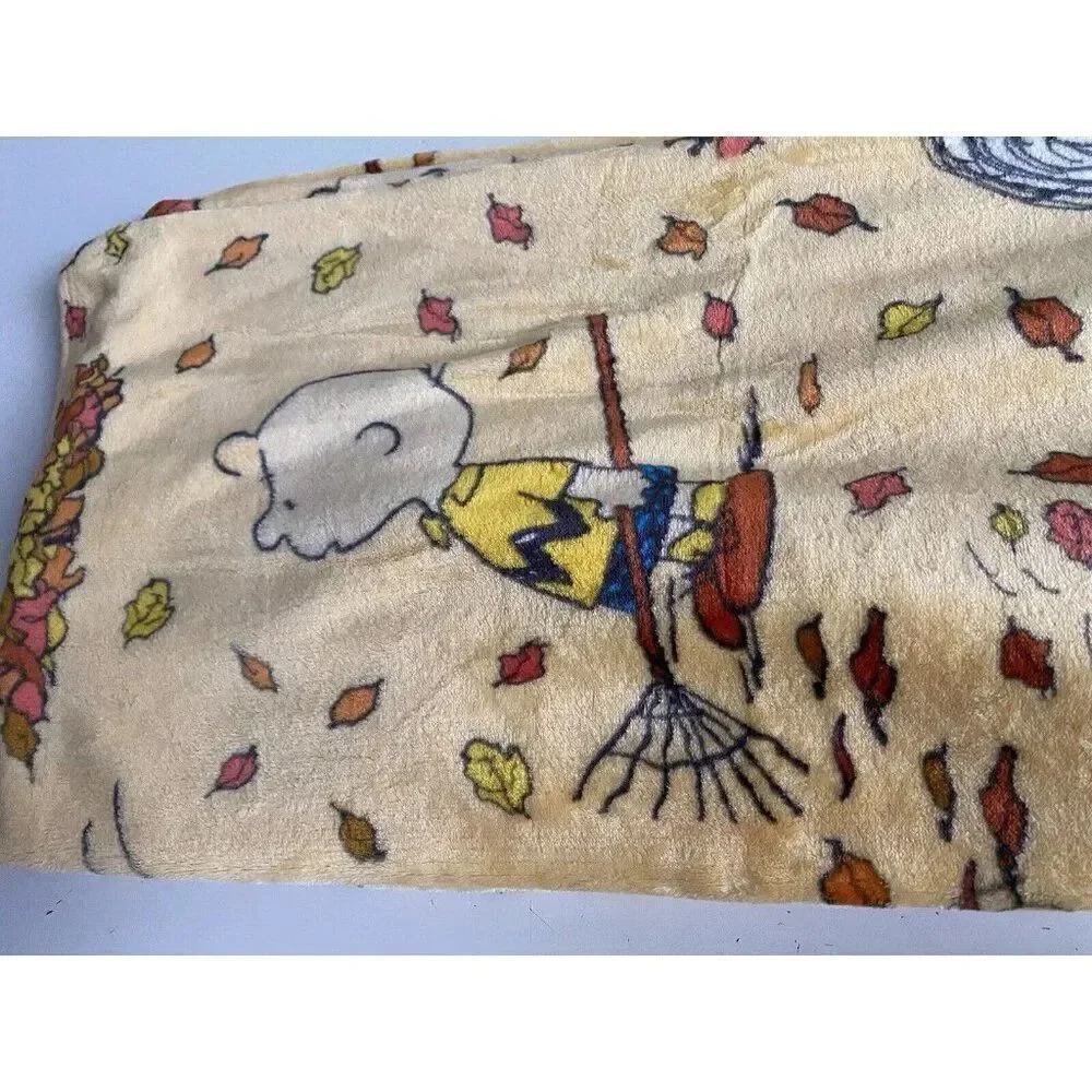 PEANUTS SNOOPY Charlie Brown Soft THROW‎ Blanket 50”x70” Autumn Fall Leaves NEW